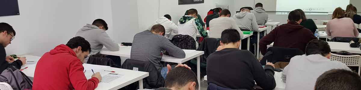 Academia y centro de estudios especializado en oposiciones a cuerpos de seguridad del estado, policía y guardia civil en Granada, Málaga, Jaén y Almería Academia y centro de estudios especializado en oposiciones a cuerpos de seguridad del estado, policía y guardia civil en Granada, Málaga, Jaén y Almería