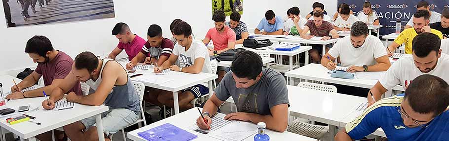 Academia Especializada en oposiciones a Guardia Civil y Policía Nacional Academia Granapol especializada en oposiciones Guardia Civil y Policía Nacional